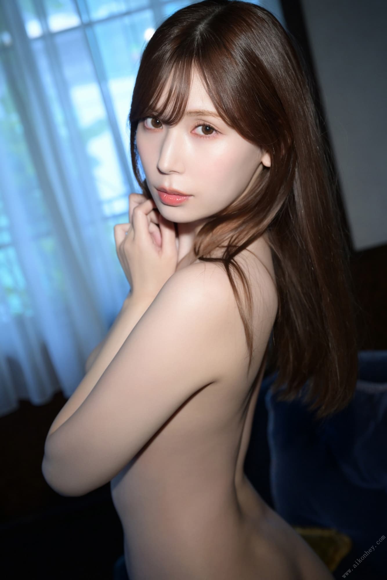 明里紬