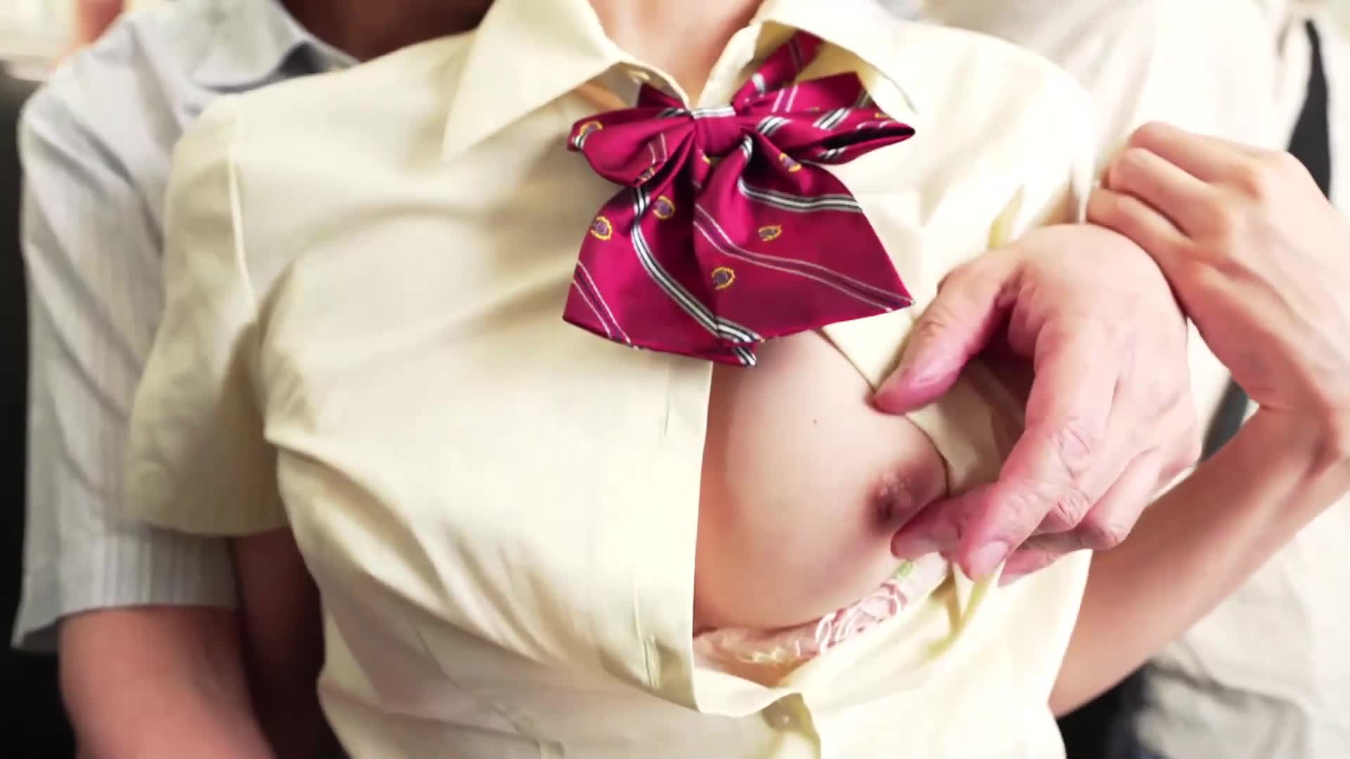 在上學的路上，被討厭的中年男人發展成為一年的乳頭癖好...今天也想要讓乳頭高潮...這樣的感覺。新井里真 - AV大平台 - 中文字幕，成人影片，AV，國產，線上看